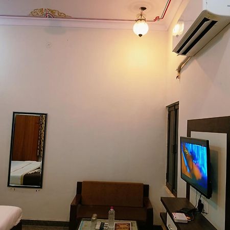 Hotel Mewad Haveli Пушкар Екстер'єр фото