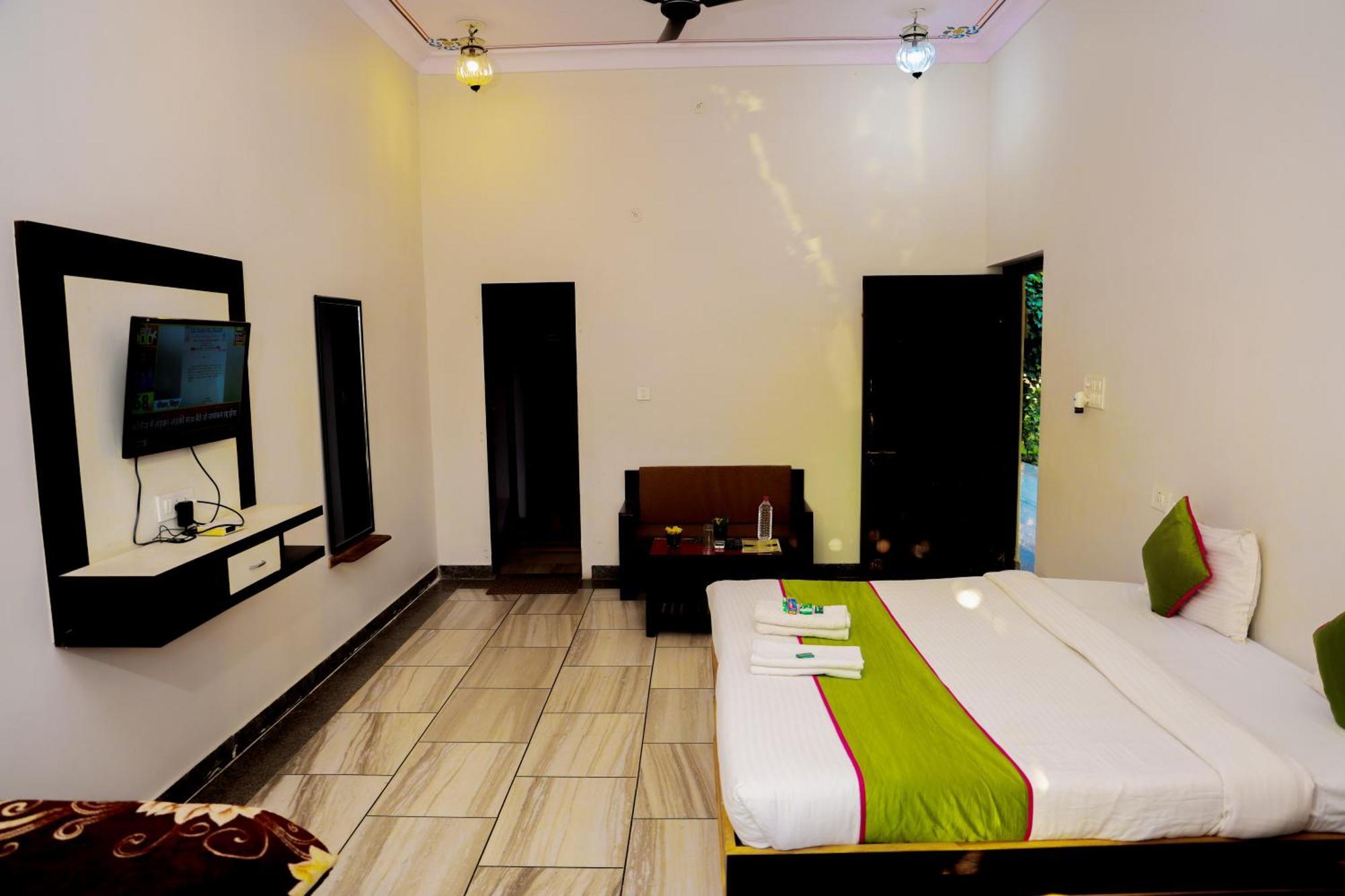 Hotel Mewad Haveli Пушкар Екстер'єр фото