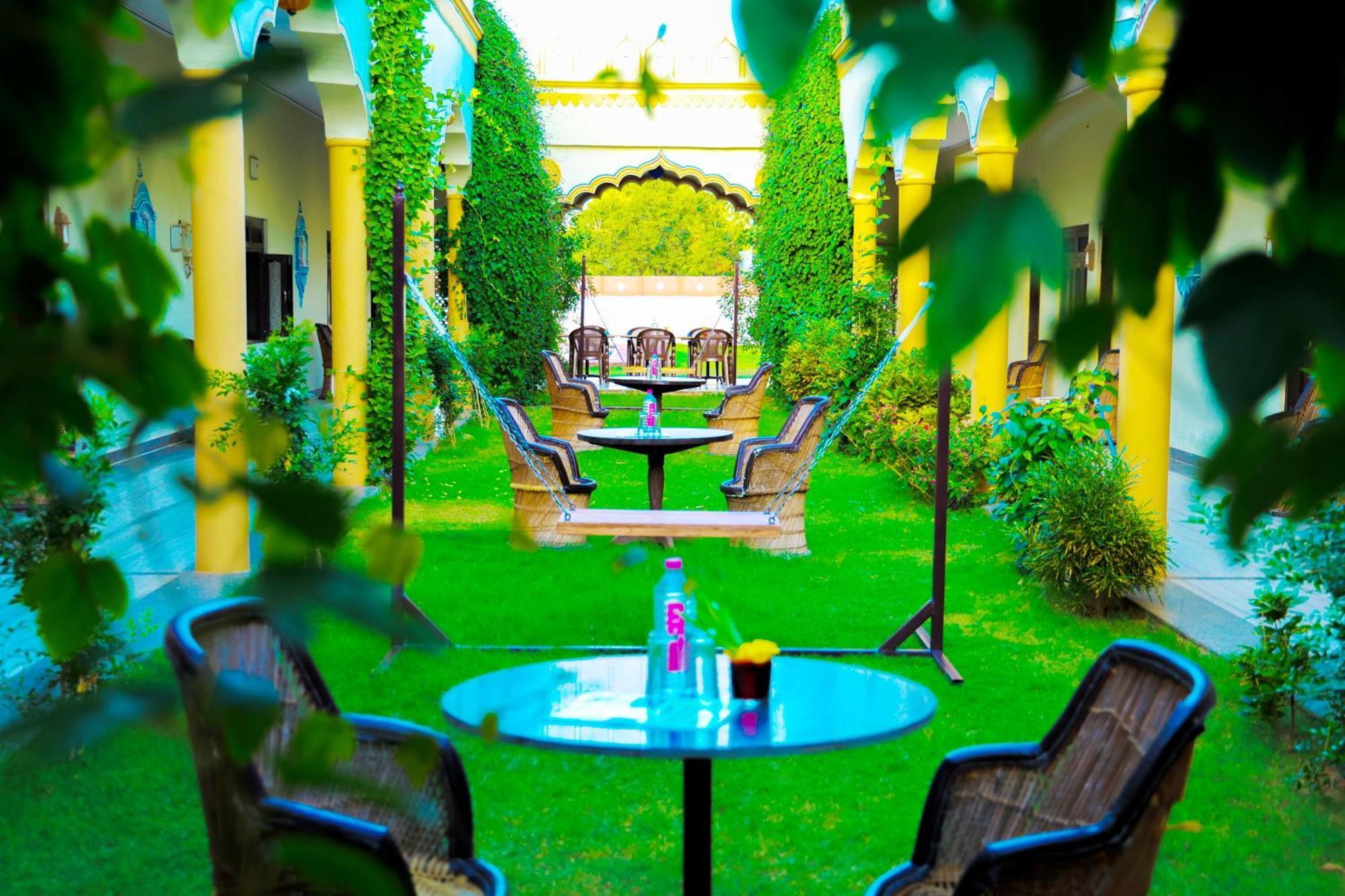 Hotel Mewad Haveli Пушкар Екстер'єр фото