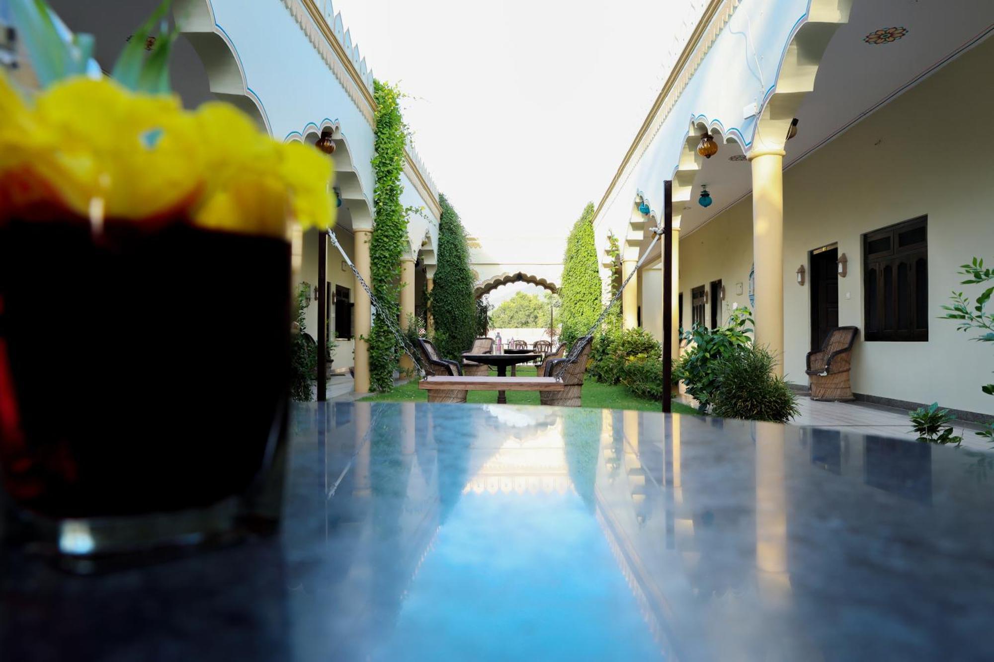 Hotel Mewad Haveli Пушкар Екстер'єр фото