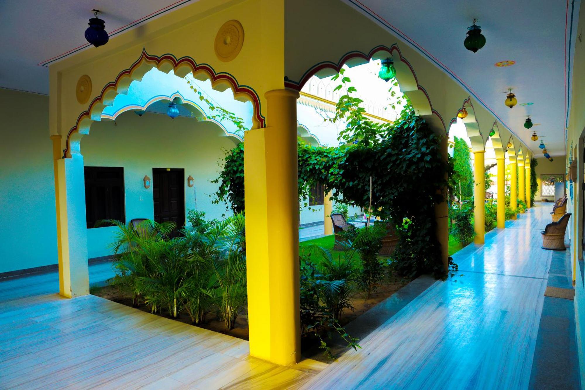 Hotel Mewad Haveli Пушкар Екстер'єр фото