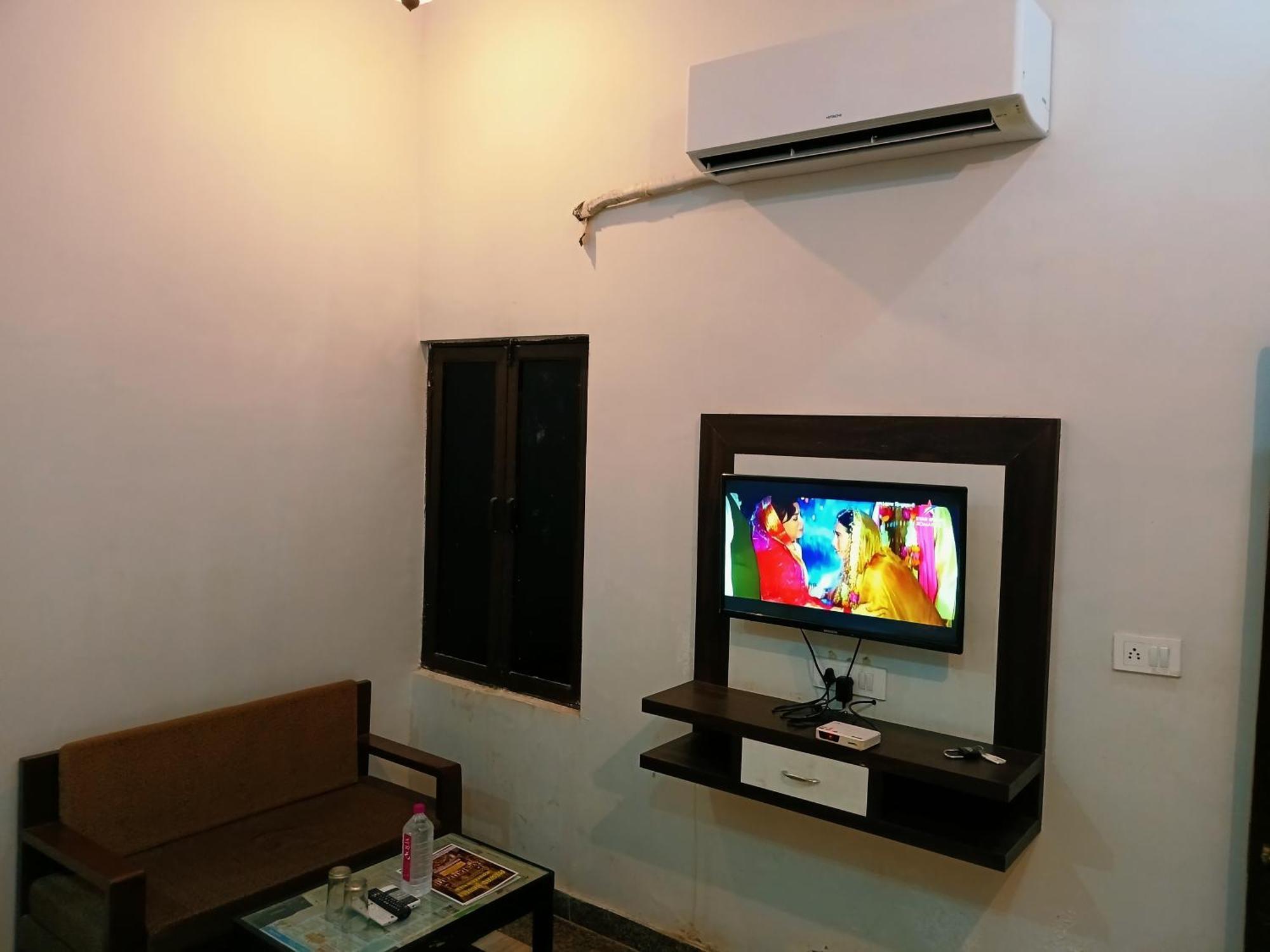 Hotel Mewad Haveli Пушкар Екстер'єр фото