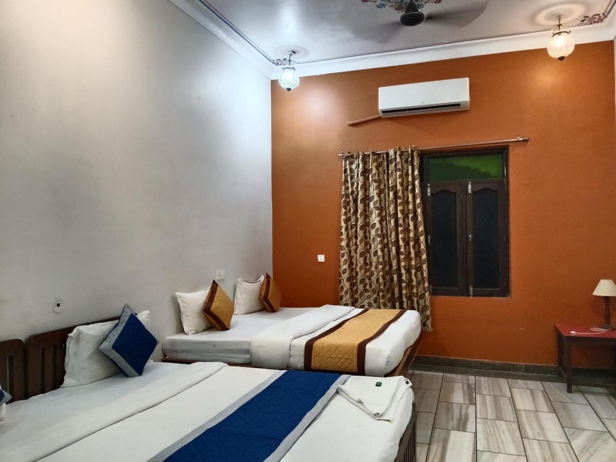 Hotel Mewad Haveli Пушкар Екстер'єр фото