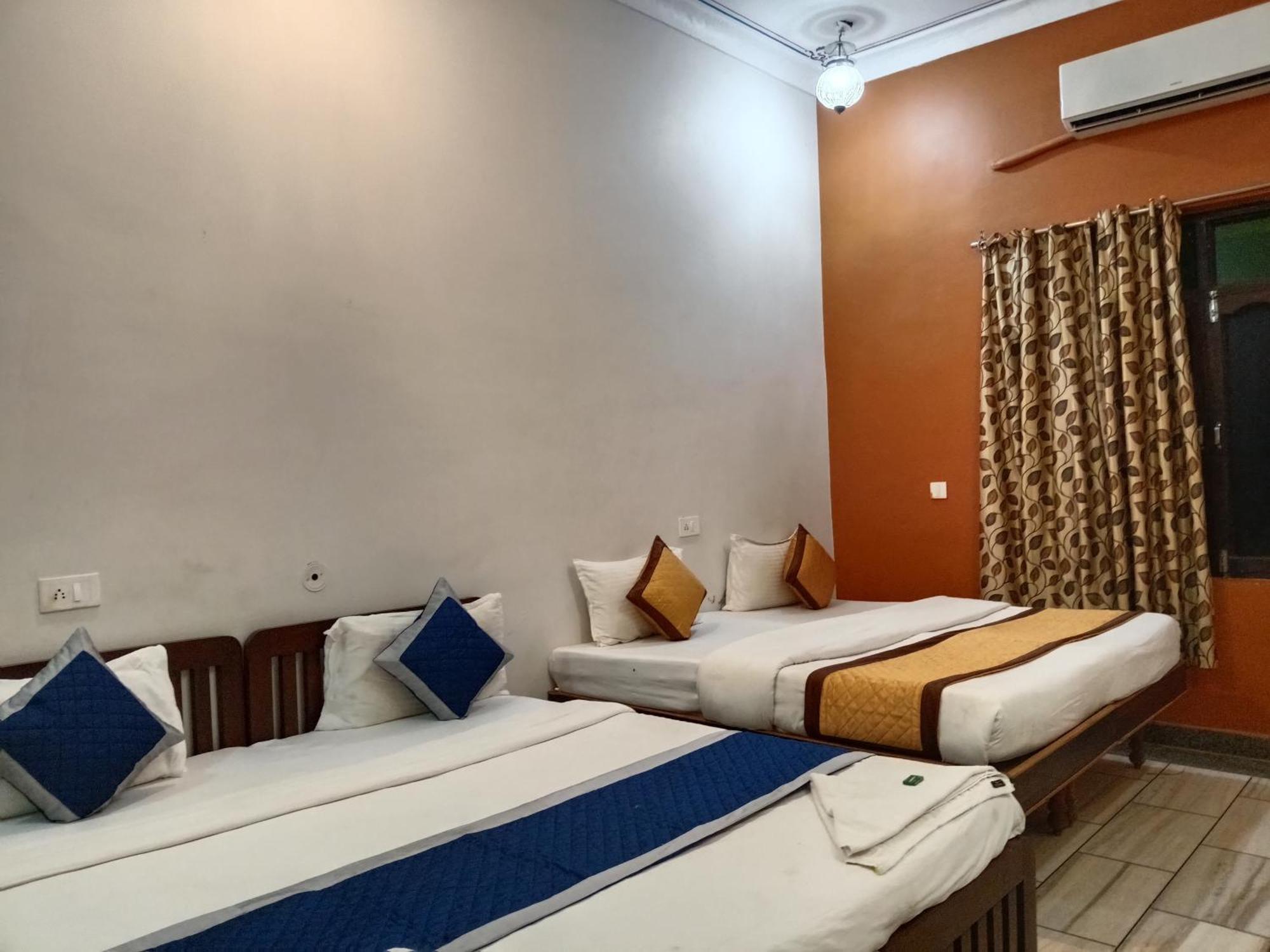 Hotel Mewad Haveli Пушкар Екстер'єр фото